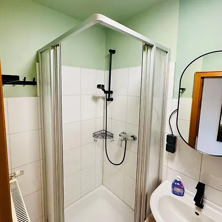 Appartement Urban Jungle 4p Und Parkplatz Bochum