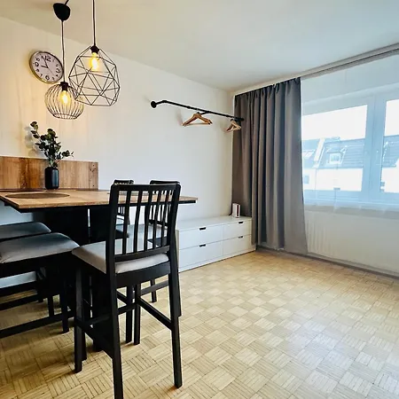 Appartement Urban Jungle 4p Und Parkplatz *